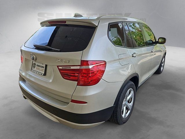 Used 2011 Silver BMW xDrive28i image 12