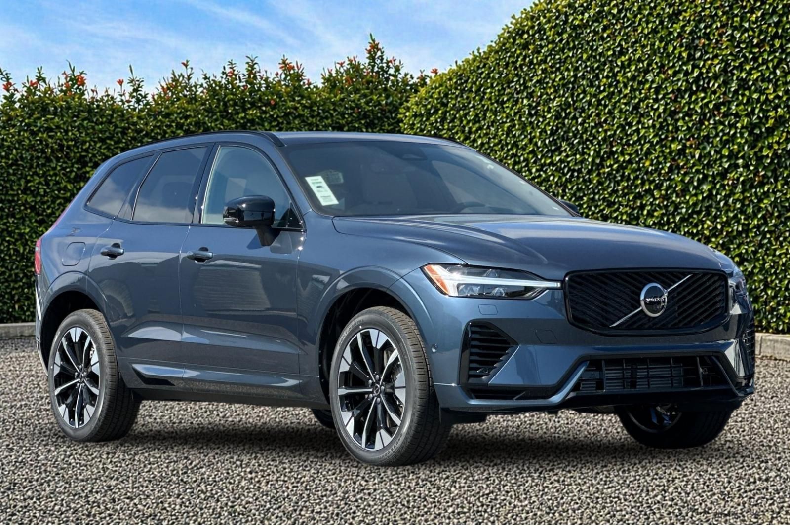 New 2026 Blue Volvo T8 Plus image 8