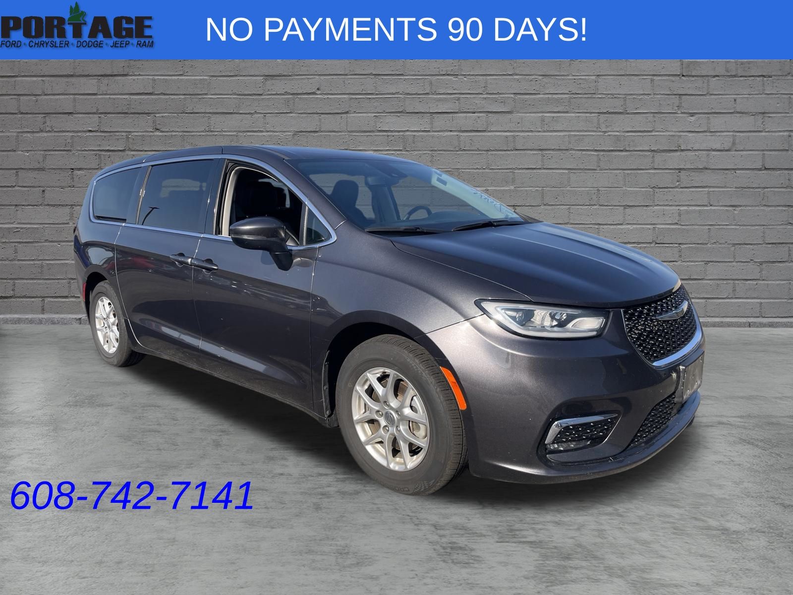 2023 Chrysler Pacifica Touring L