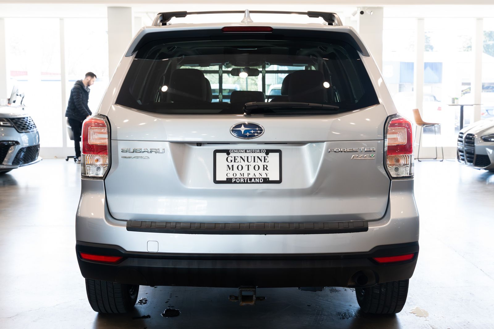 View vehicle photo 5