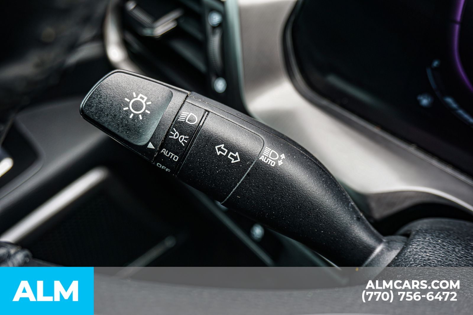 Used 2025 Black Kia S image 35