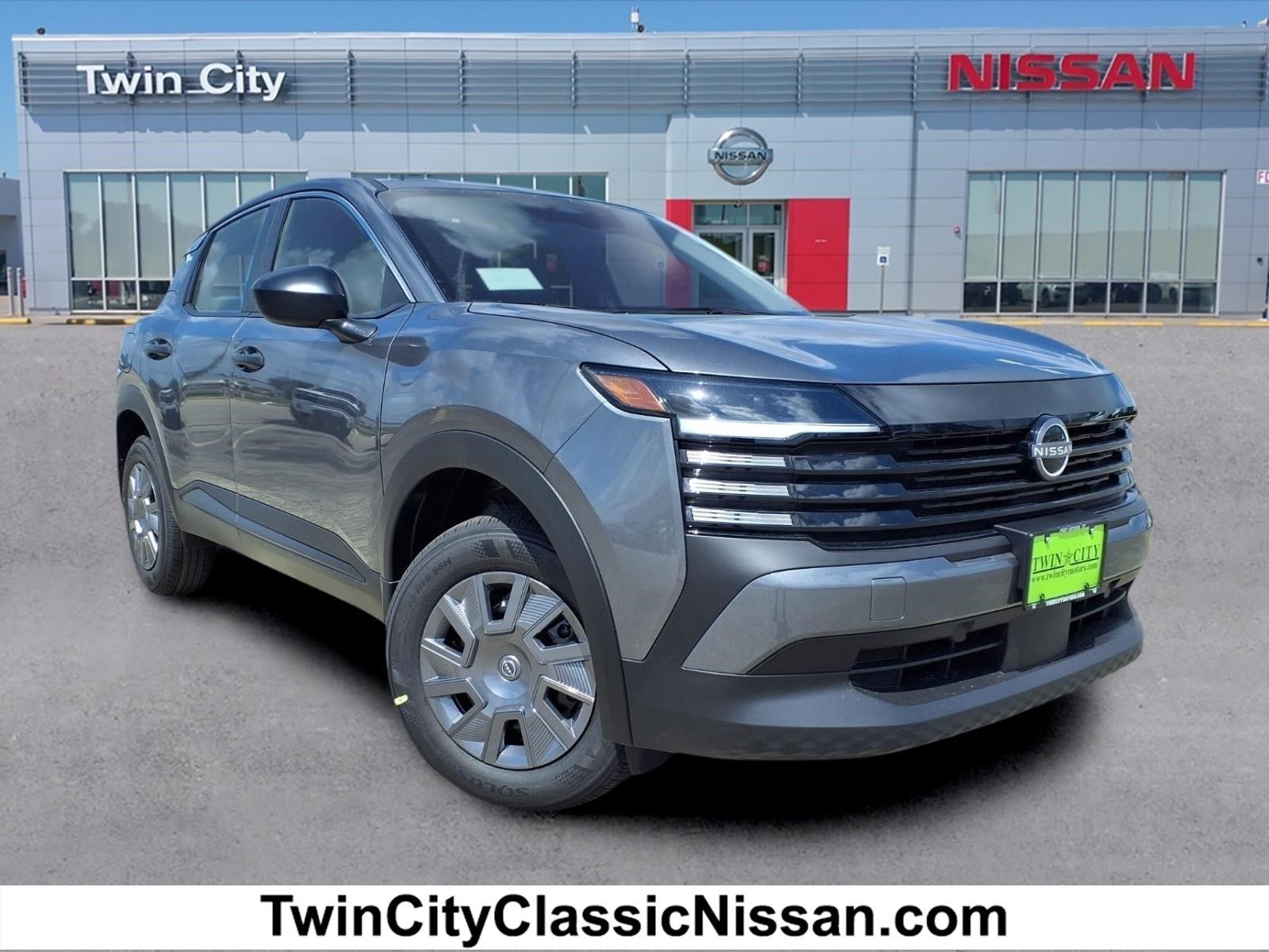 2026 Nissan Kicks 2.0 S's photo