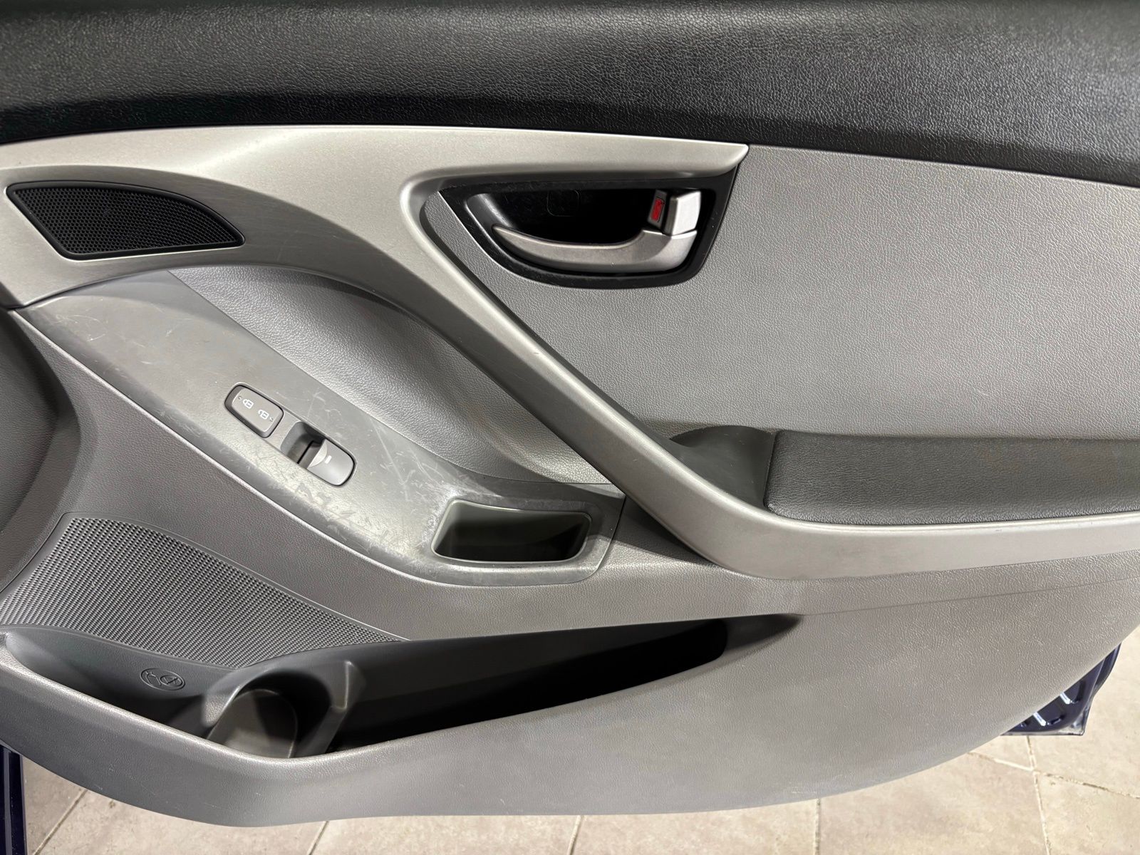 Used Car 2012 Hyundai Elantra  Gls For Sale Under $10,000 In Austin, Texas