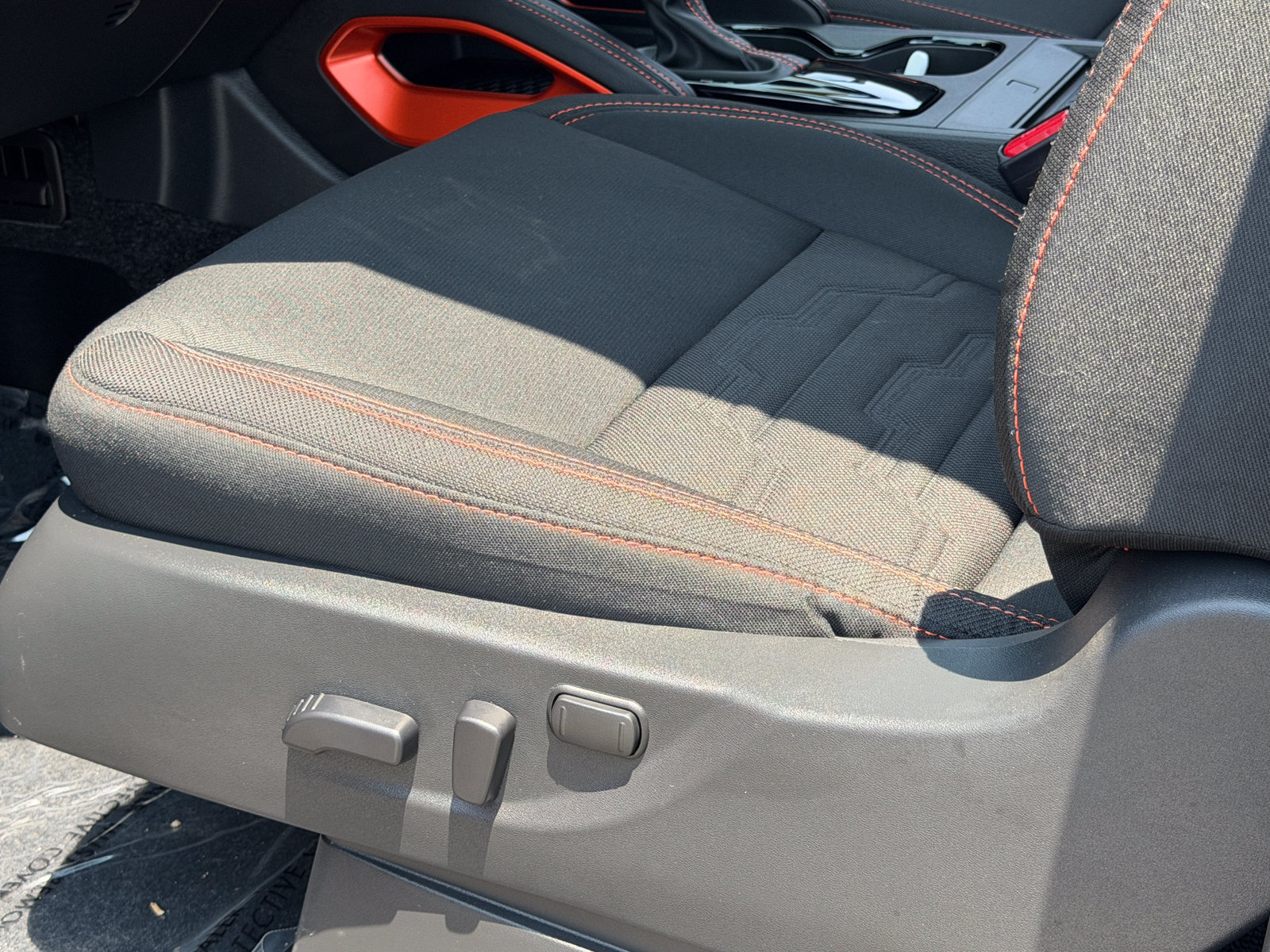 Used 2025 Black Nissan PRO-4X image 38