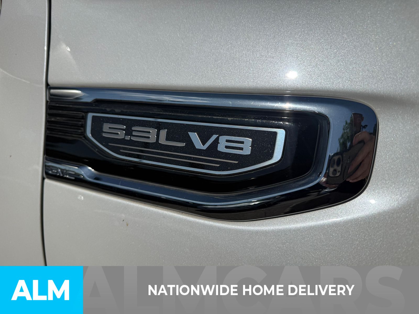 Used 2021 White GMC SLT image 4