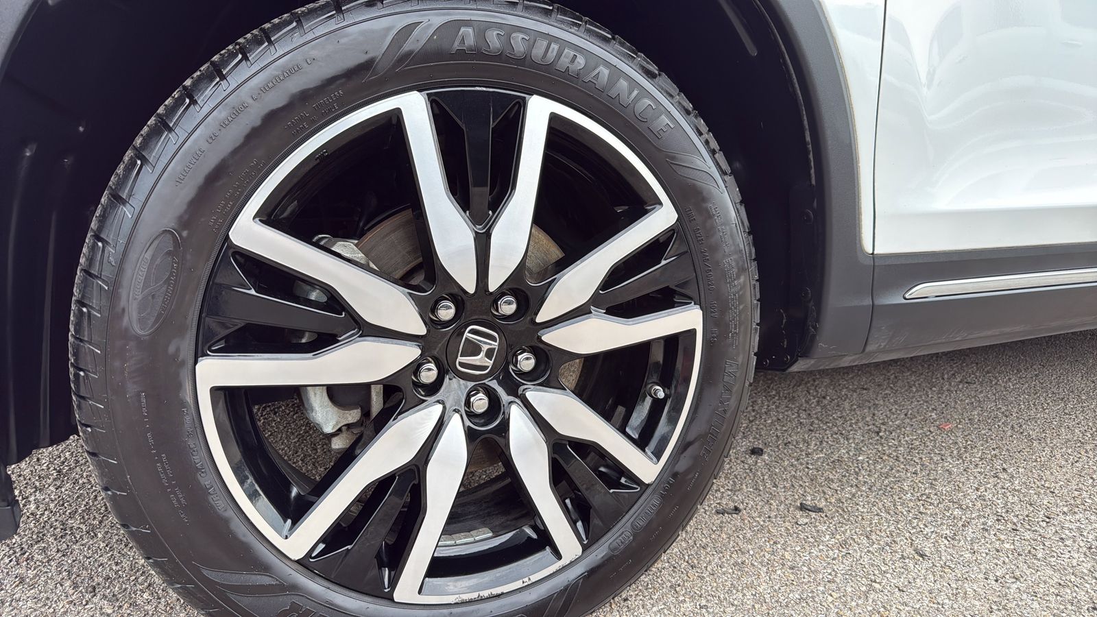 Used Car 2021 Honda Pilot  Touring For Sale Under $30,000 In Austin, Texas