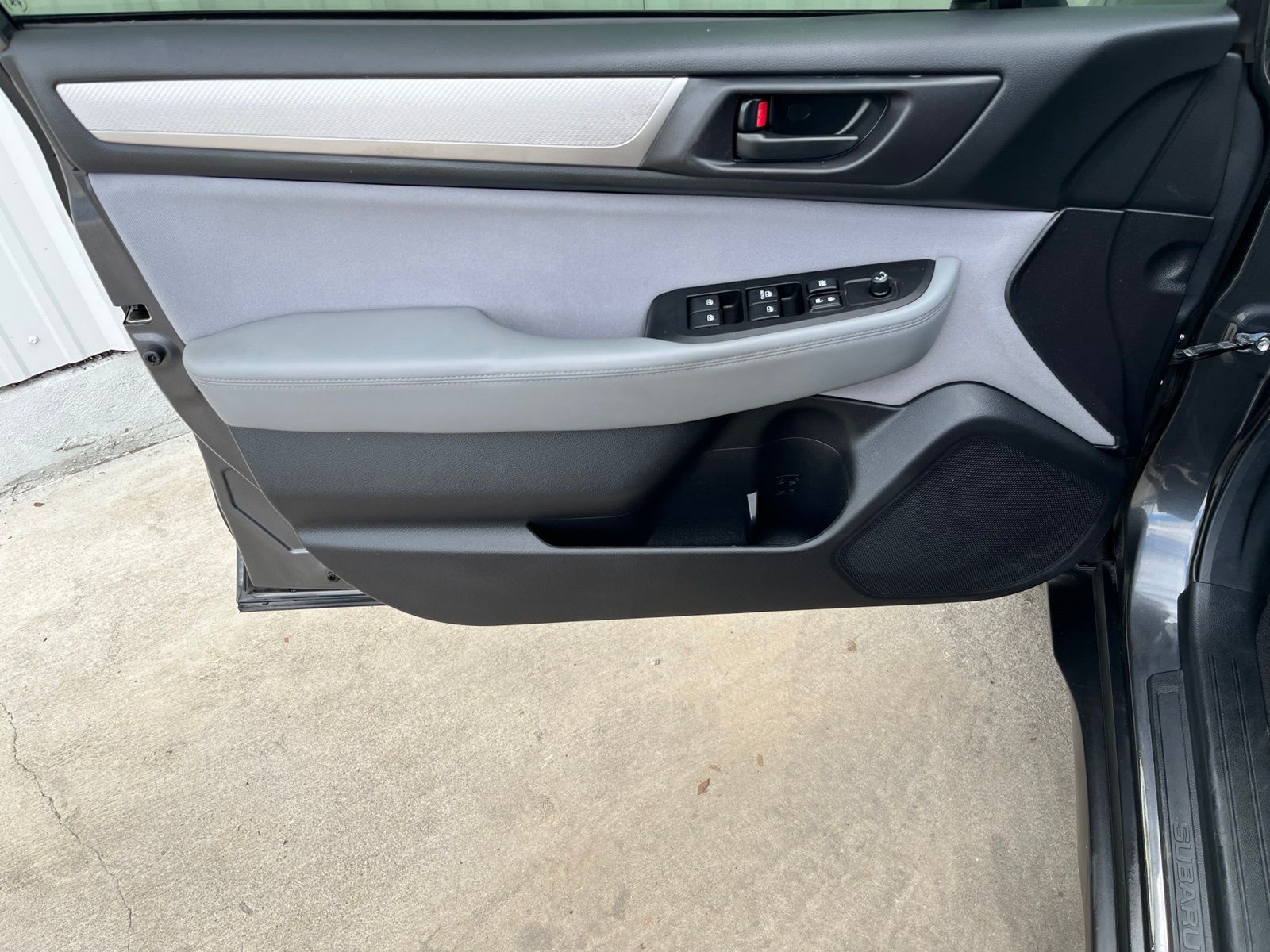 Used Car 2018 Subaru Outback  2.5i For Sale Under $10,000 In Austin, Texas