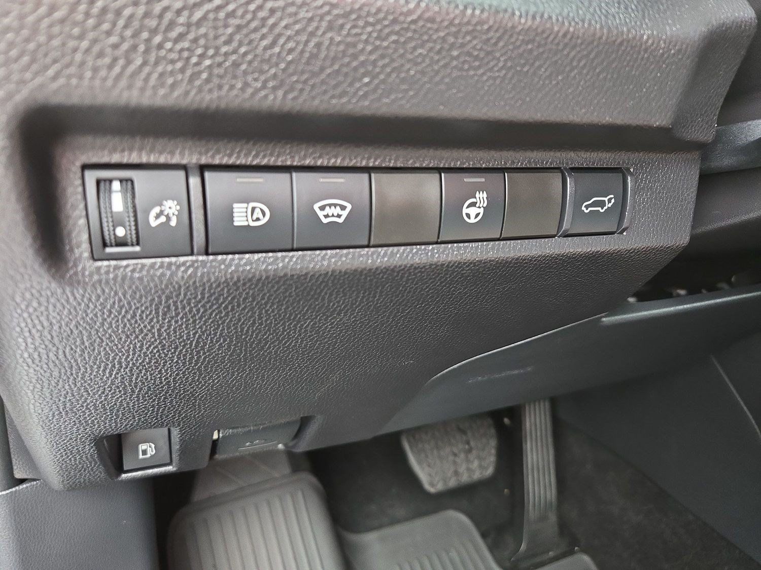 Used 2025 Toyota RAV4 Hybrid SUV