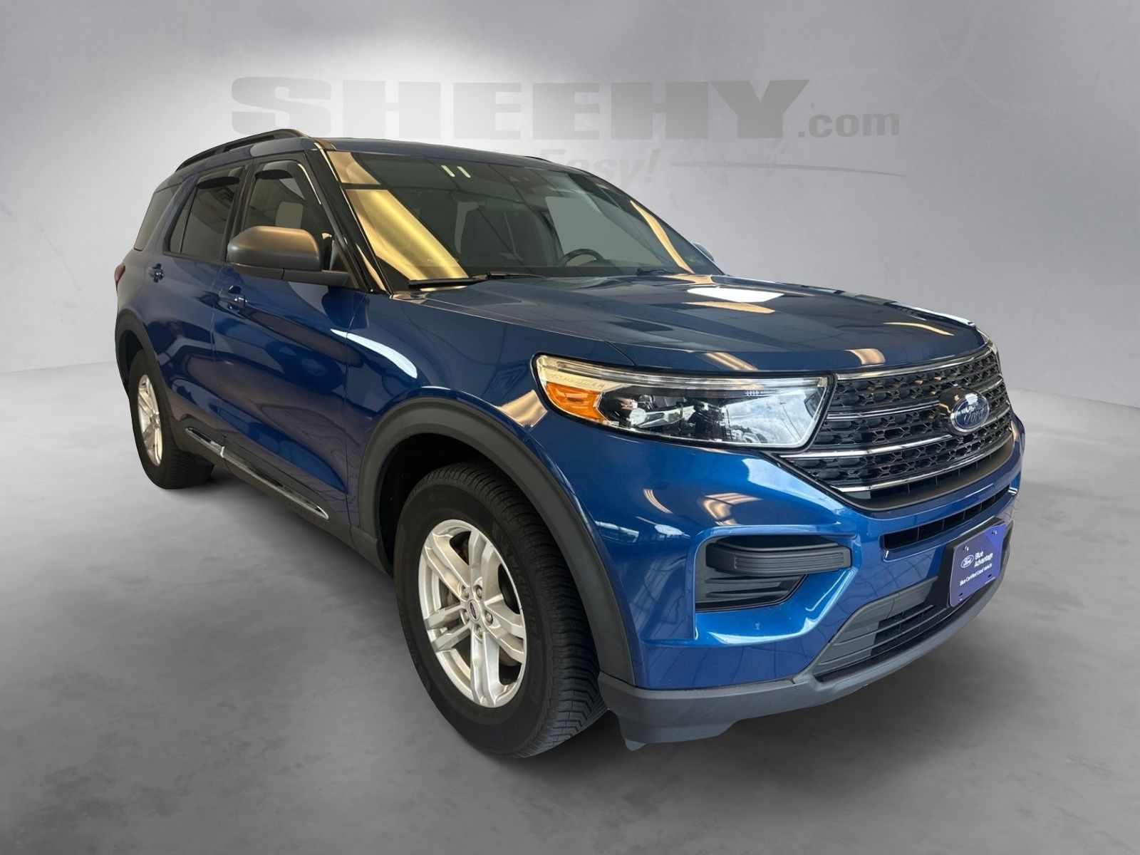 Certified Used 2020 Atlas Blue Metallic Ford XLT image 2