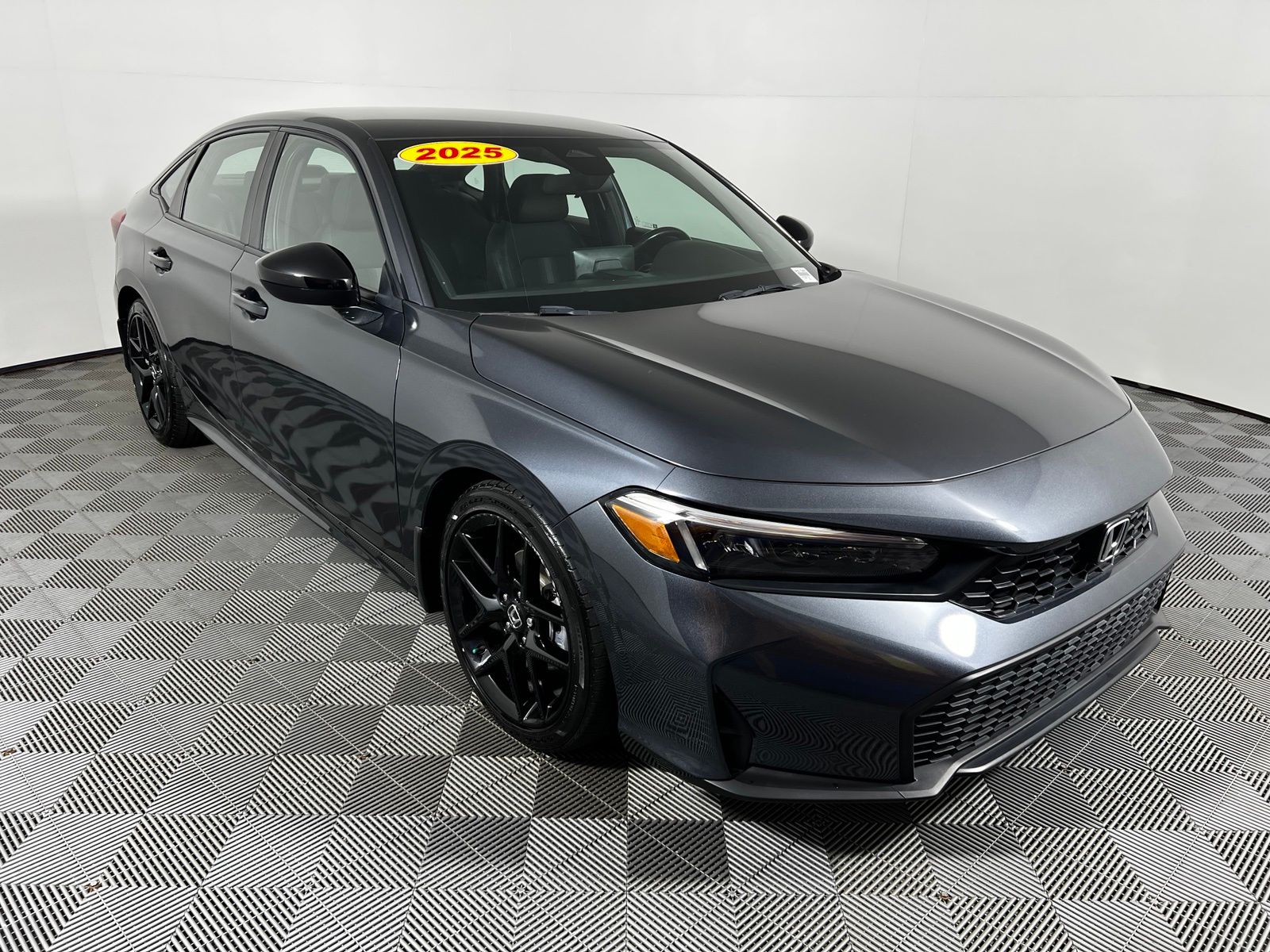 Thumbnail: 2025 Honda Civic - 3