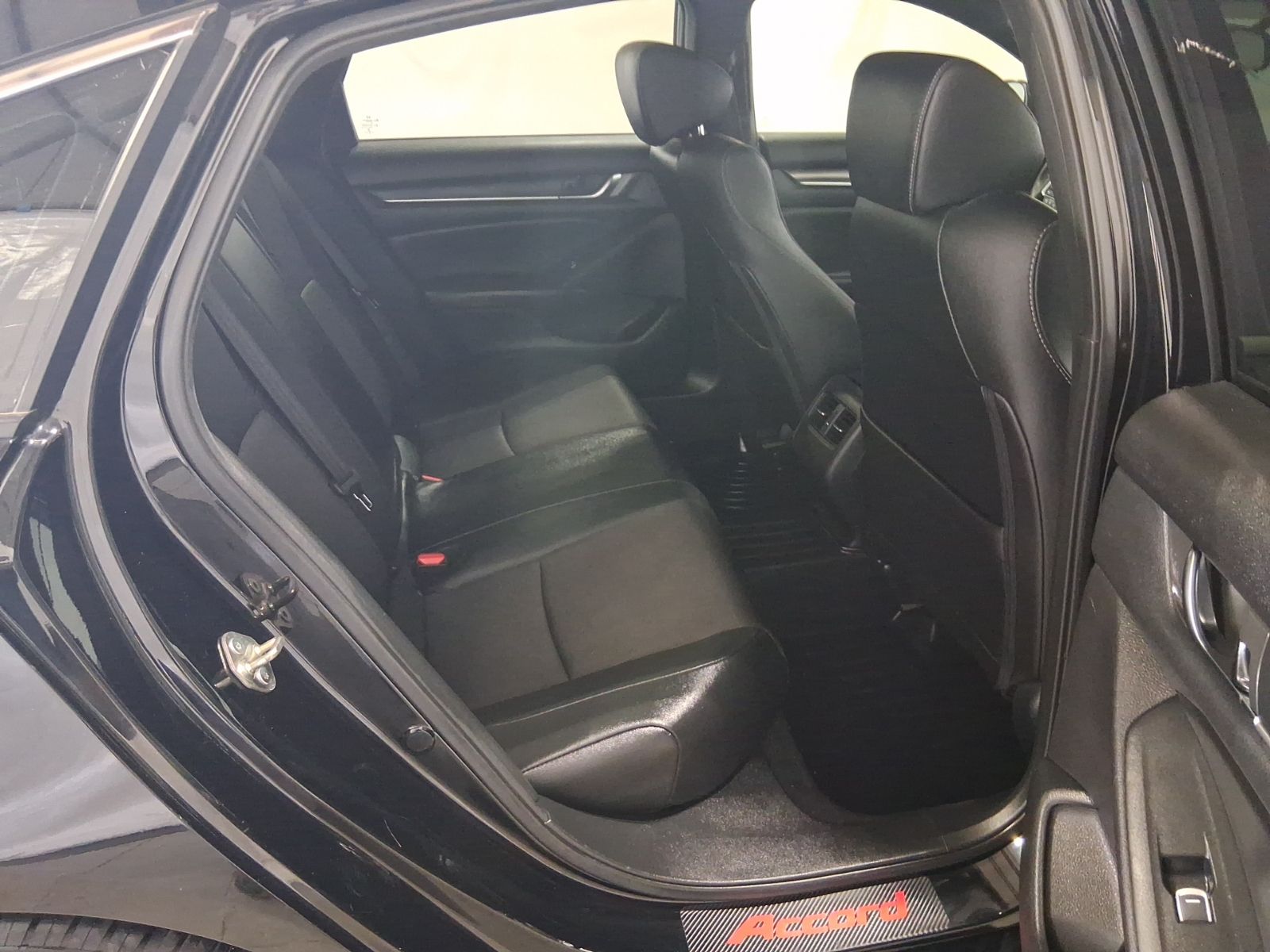 Used Car 2019 Honda Accord  Sport 2.0t For Sale Under $20,000 In Austin, Texas