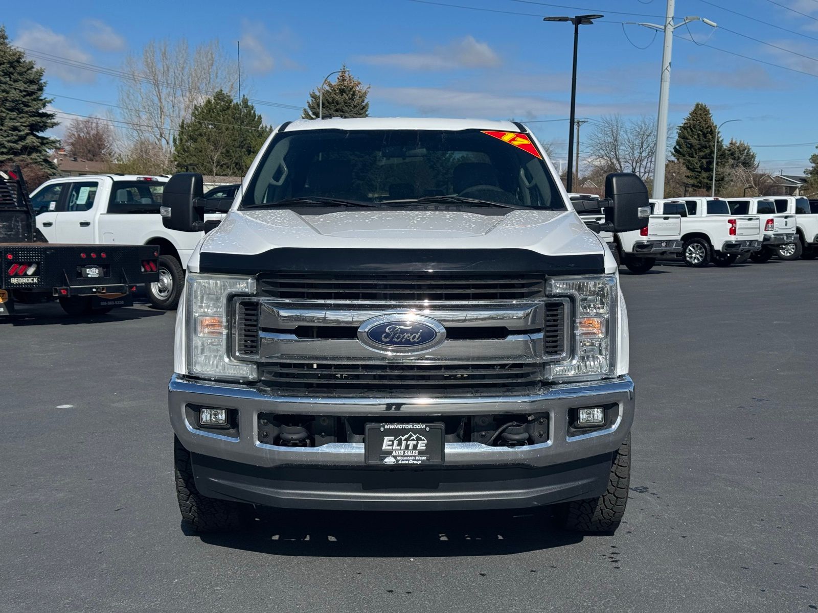 View vehicle photo 2