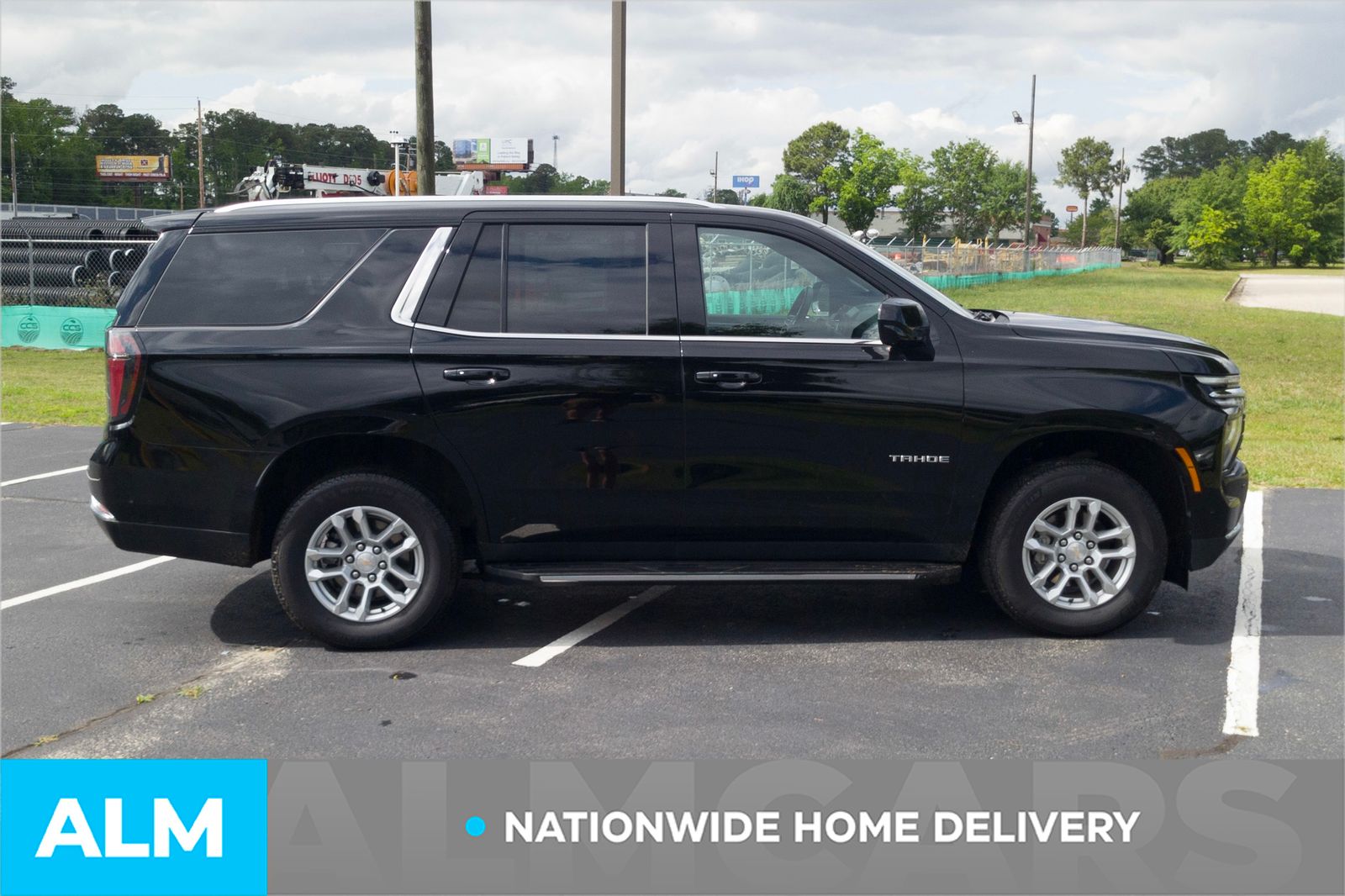 Used 2025 Black Chevrolet LT image 5
