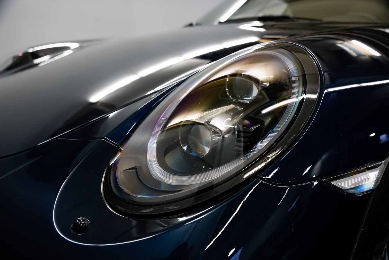 2017 Porsche 911 Carrera — photo 31