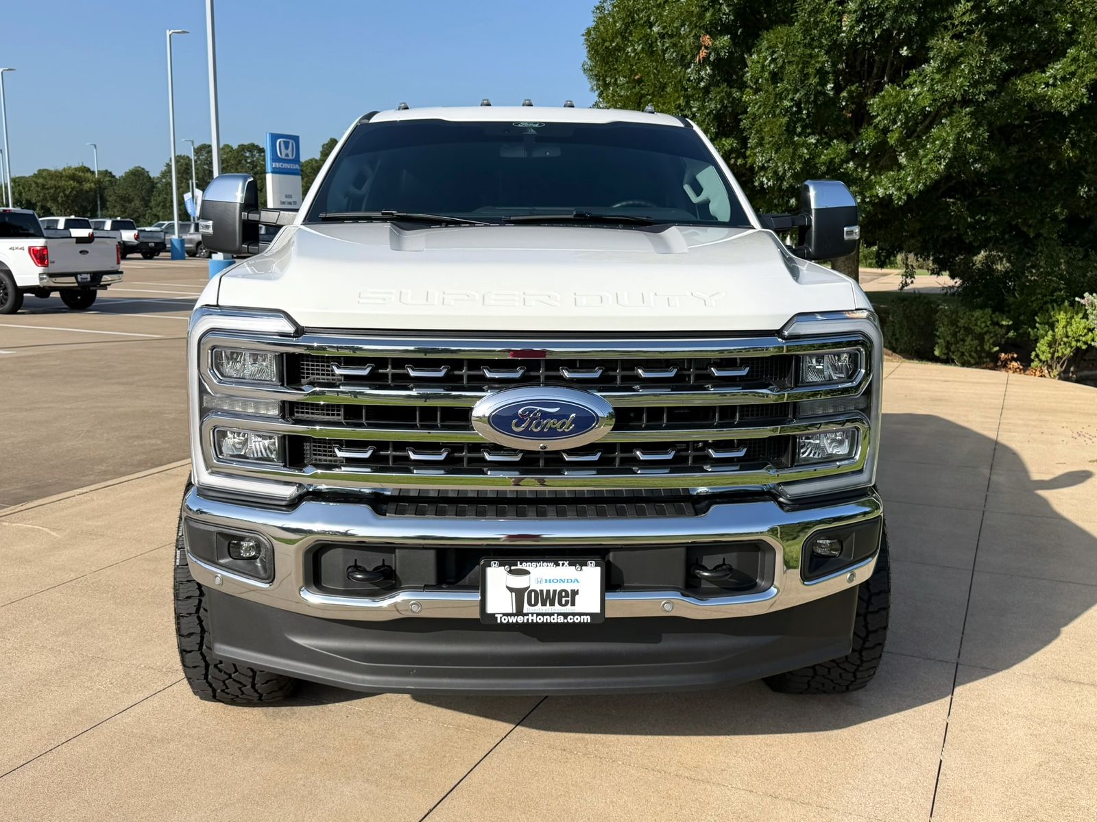 Used 2025 Star White Metallic Tri-Coat Ford Lariat image 2