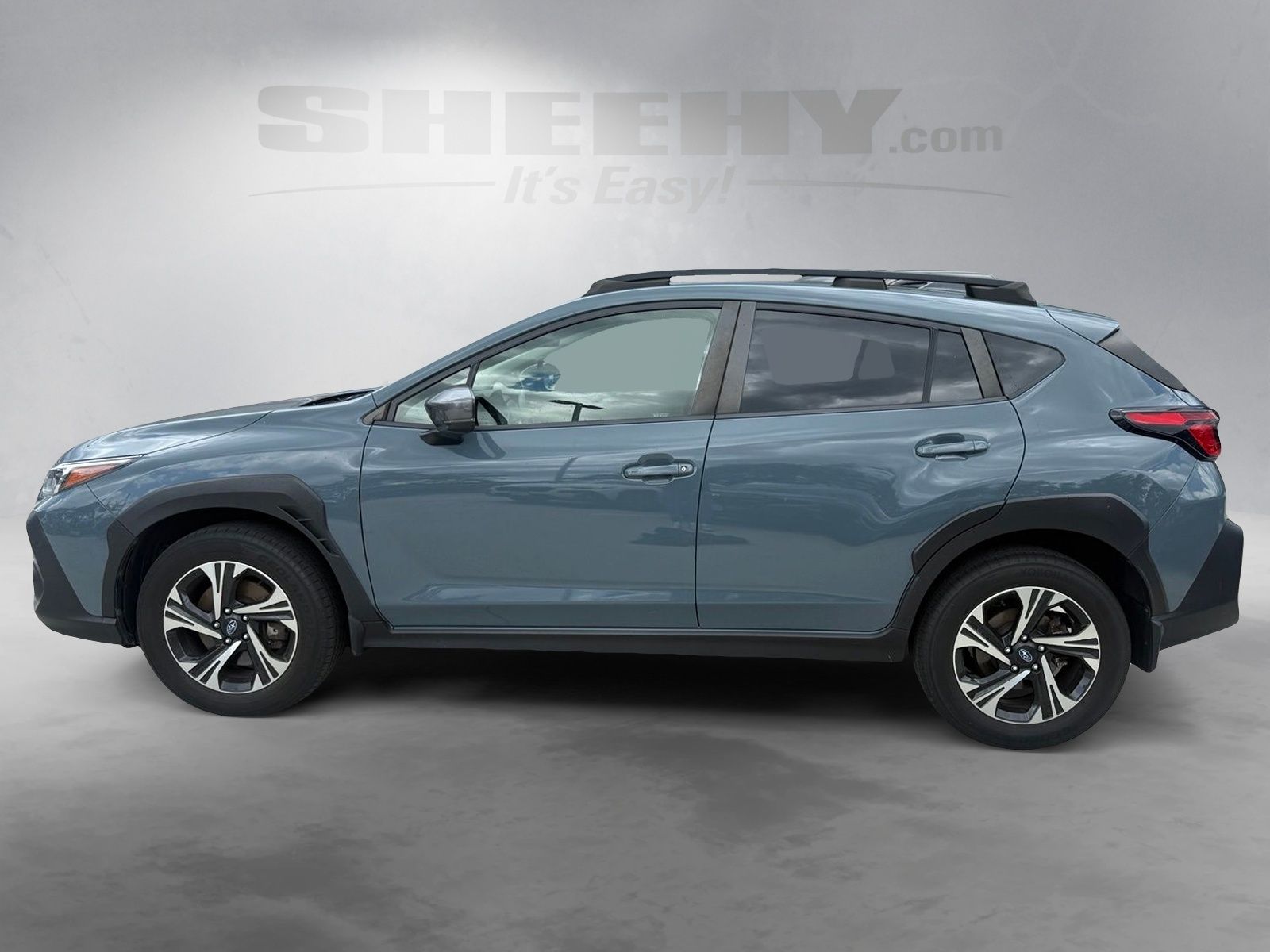 Used 2024 Blue Subaru Premium image 15