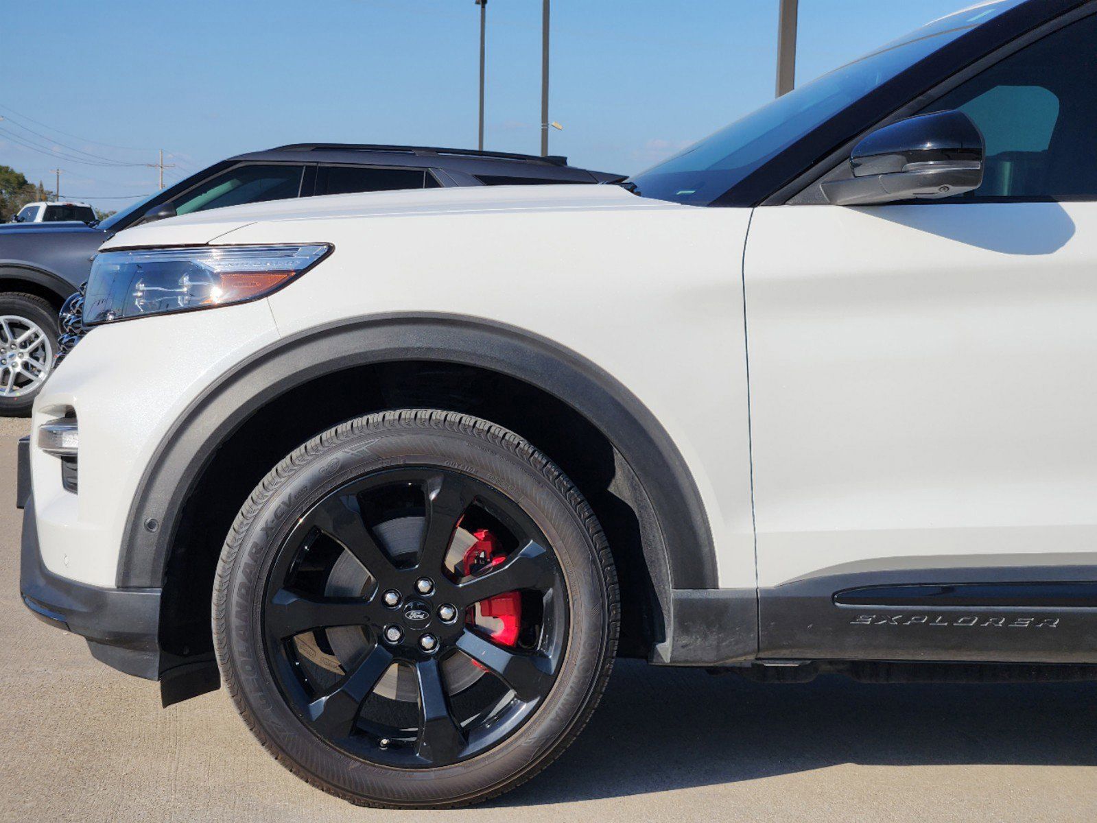 2021 Ford Explorer ST 6