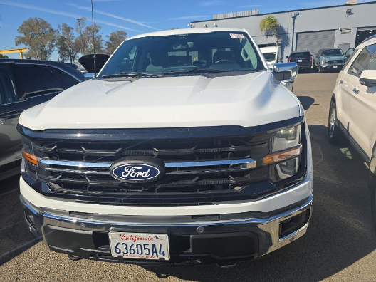 Used 2024 White Ford XLT image 2