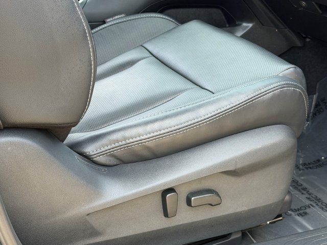 Used 2025 Blue Subaru Touring image 35