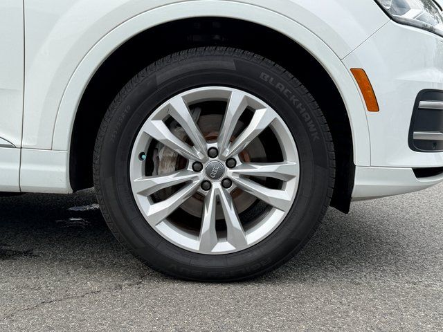 Used 2019 Carrara White Audi 55 Premium image 27