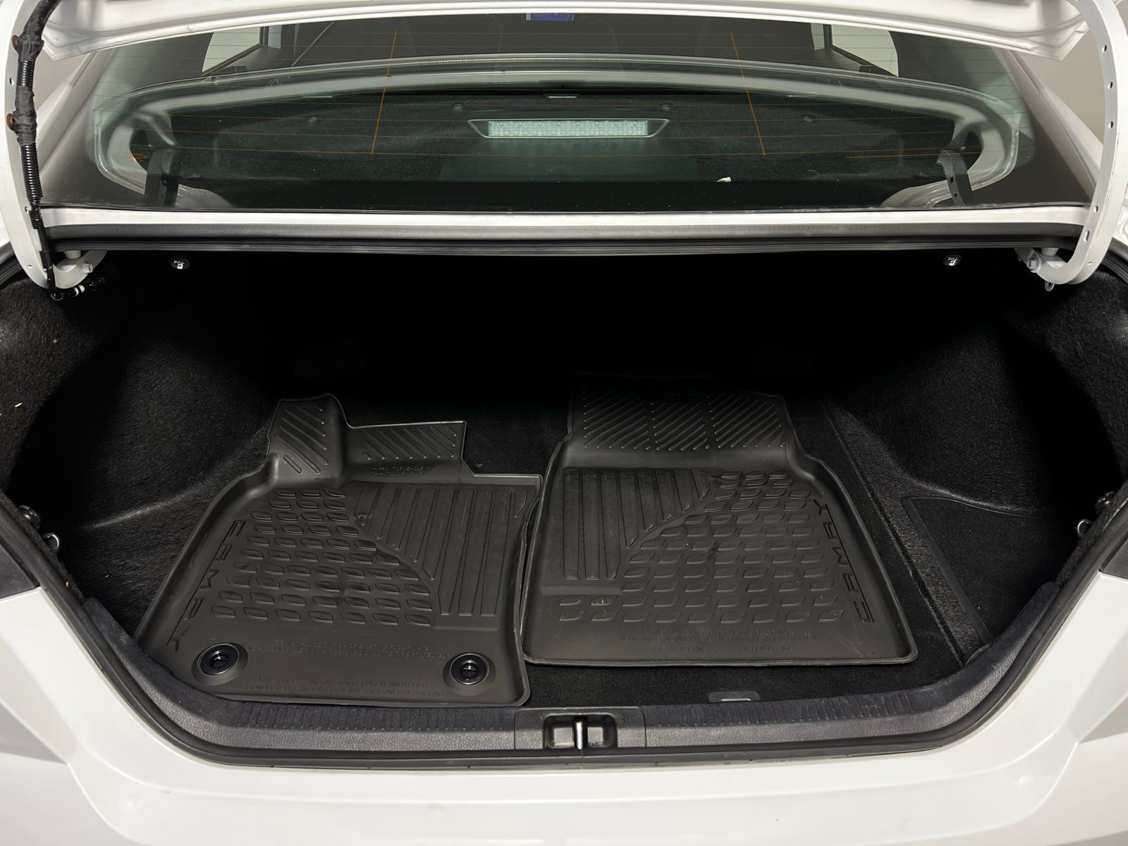 Thumbnail: 2025 Toyota Camry - 23