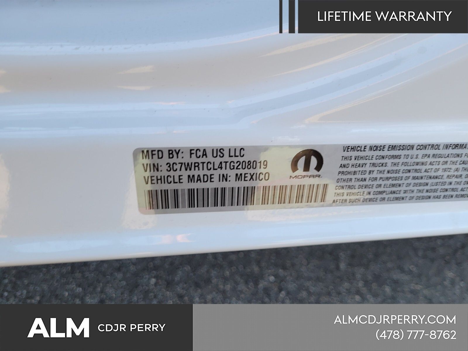 New 2026 Bright White Clear-Coat Exterior Paint RAM Tradesman image 21