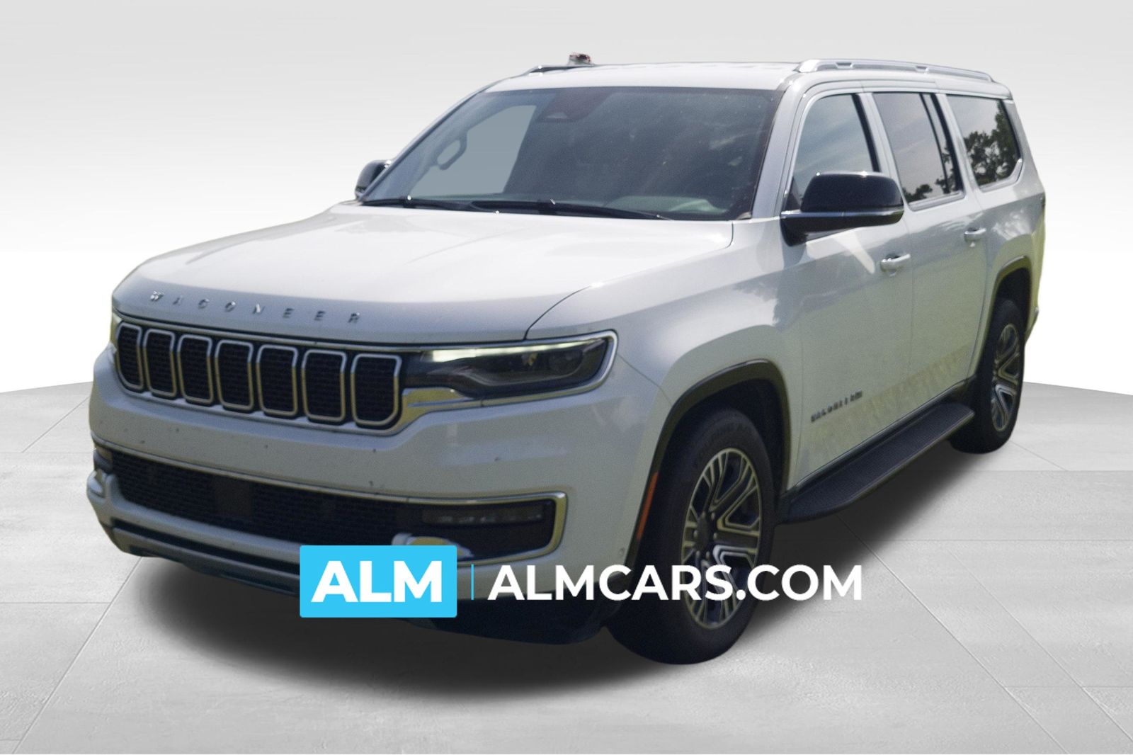 2024 Jeep Wagoneer L's photo