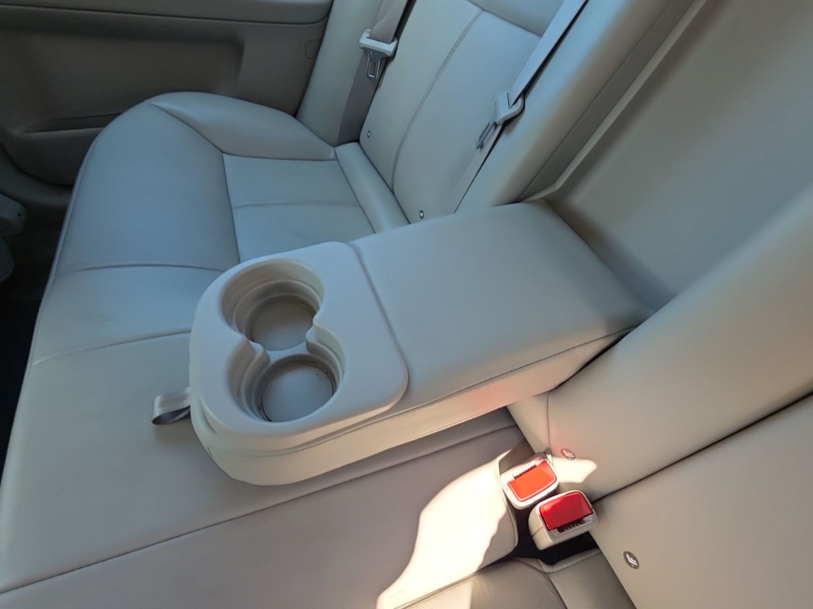 Used 2009 Gray Chevrolet LT image 22
