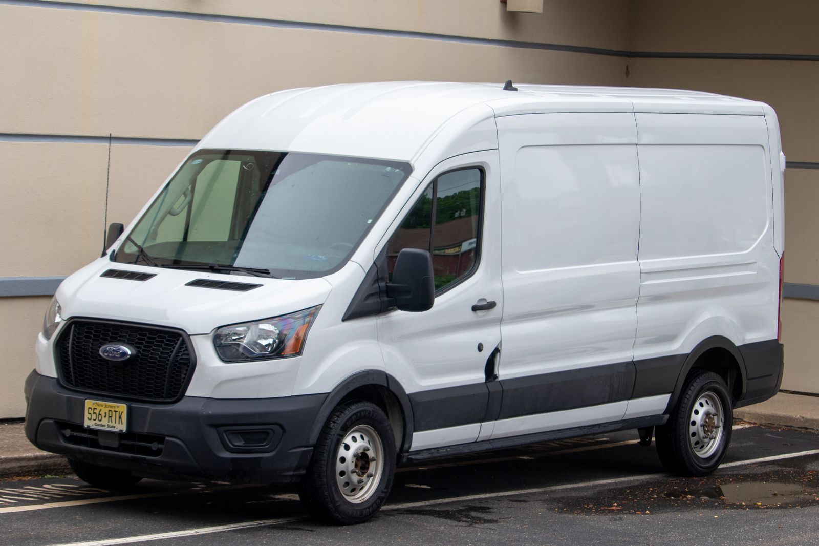 2023 Ford Transit Cargo 250 Medium Roof AWD
