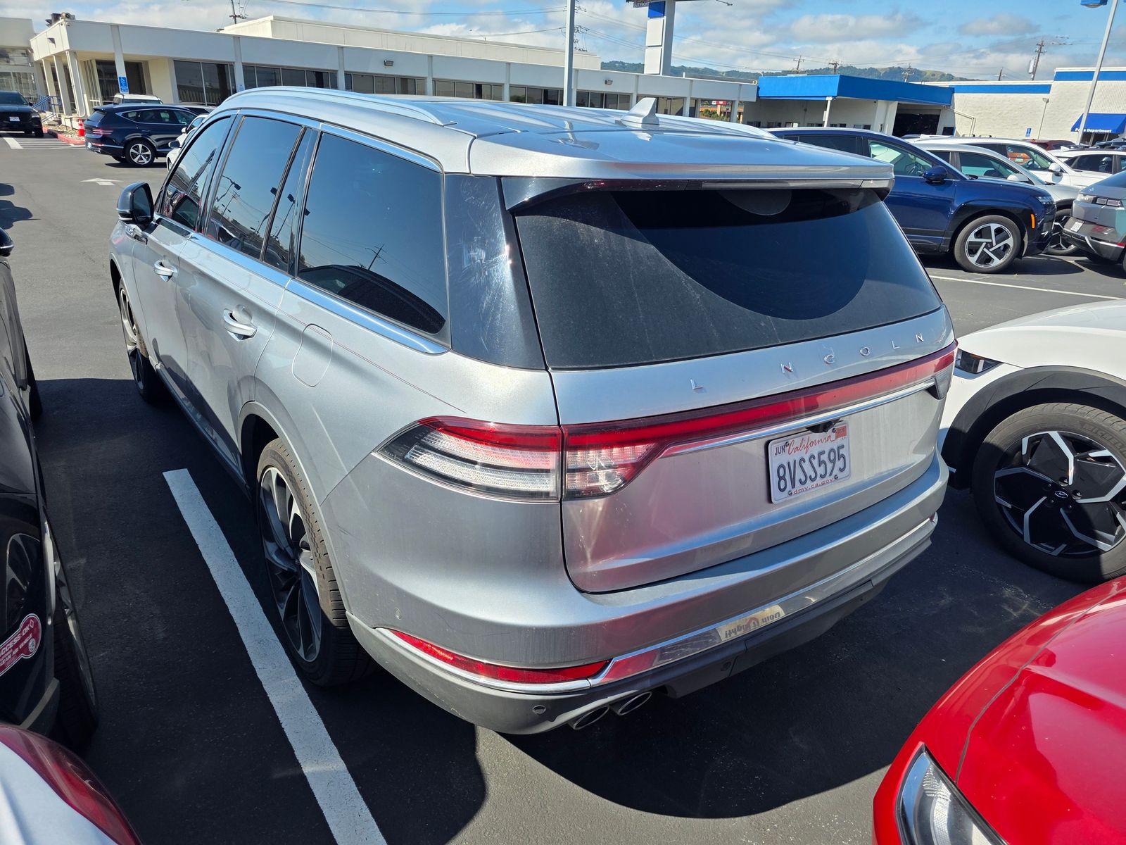 View vehicle photo 5
