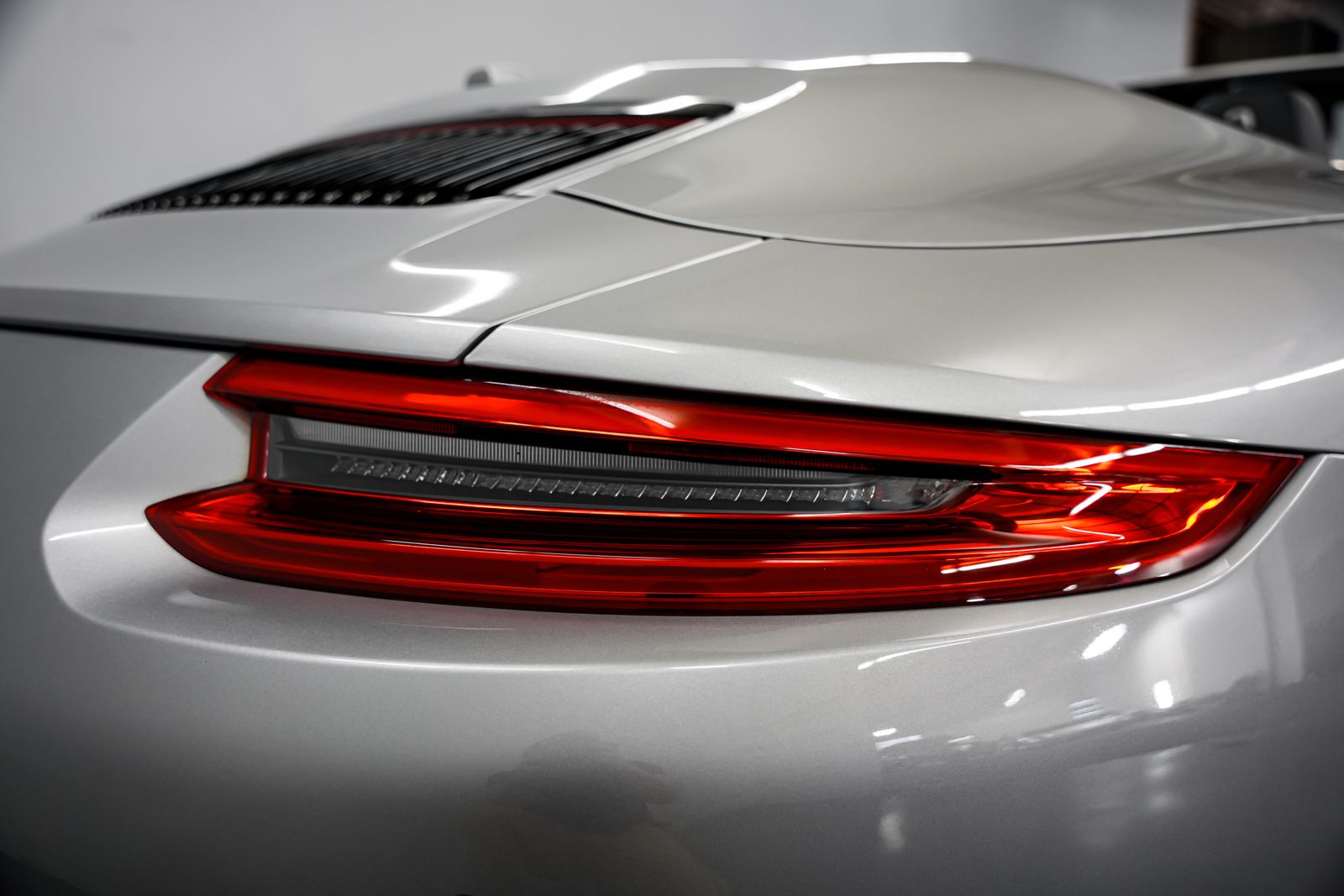 2018 Porsche 911 Carrera S — photo 37