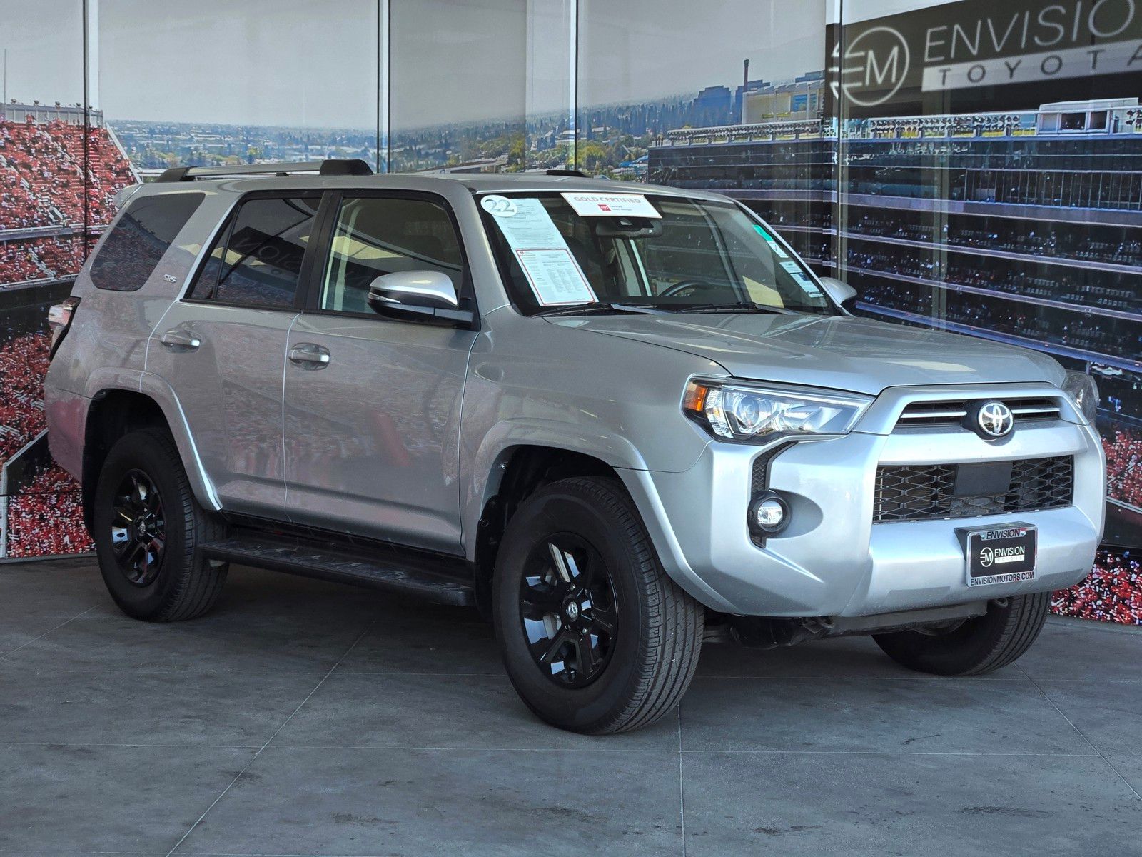 Classic Silver Metallic 2022 Toyota 4Runner SUV / Crossover Four-Wheel Drive 5-Speed Automatic