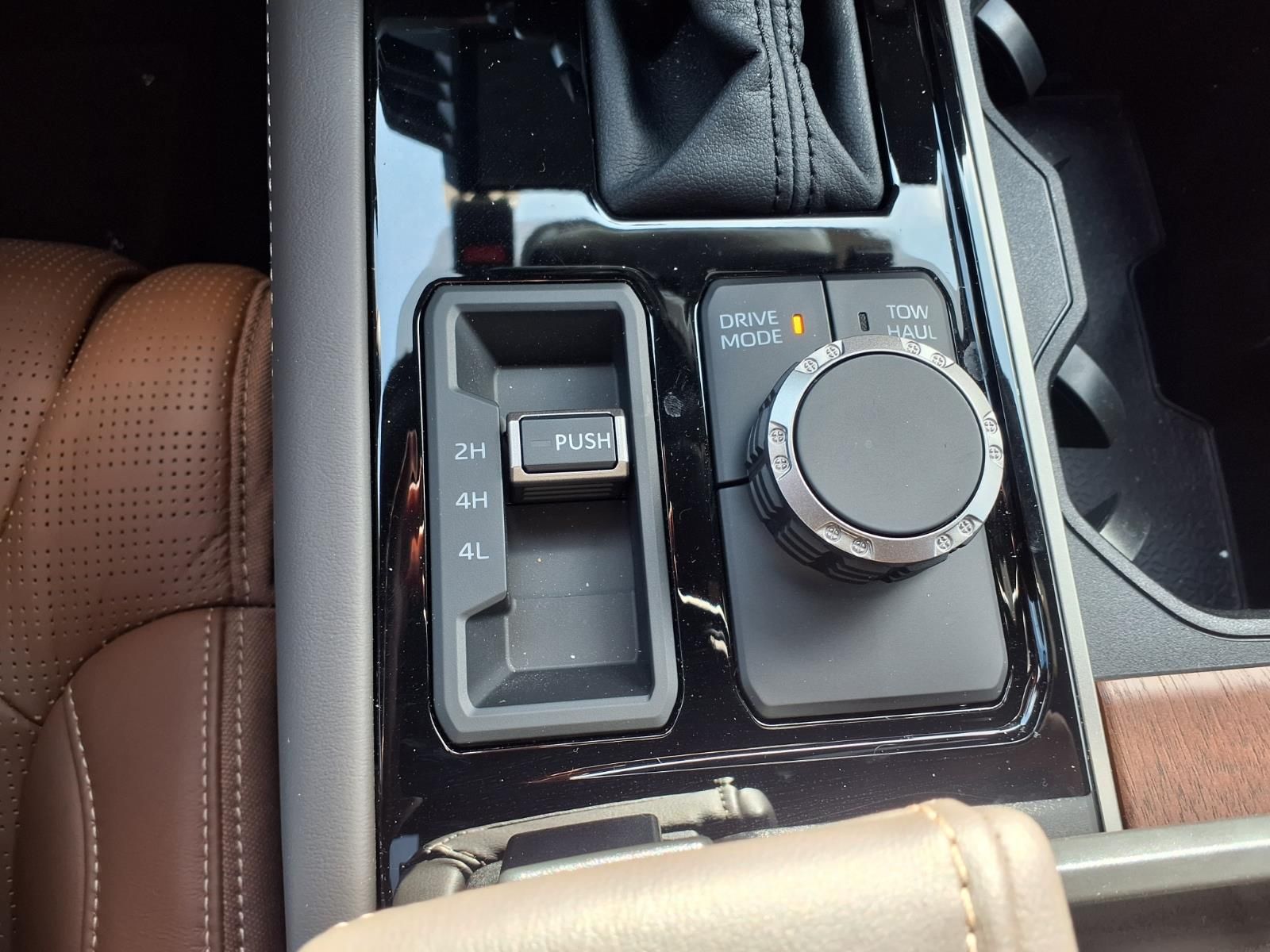 2026 Toyota Tundra Hybrid 1794 Edition - 9