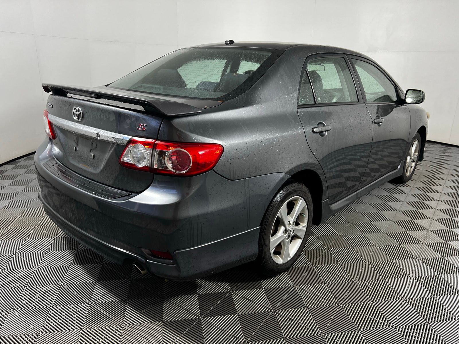 2013 Toyota Corolla S 5