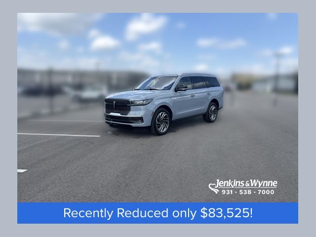 Gray Mist Metallic Tri-Coat 2025 Lincoln Navigator Reserve 4WD SUV / Crossover Four-Wheel Drive Automatic