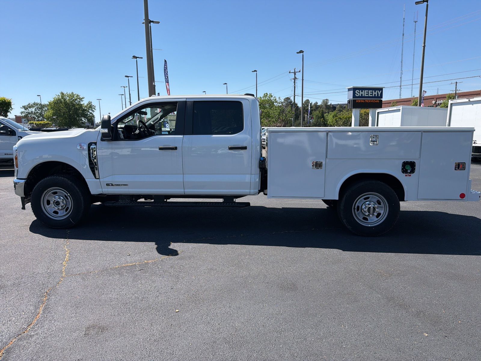 New 2026 Oxford White Ford XL image 9