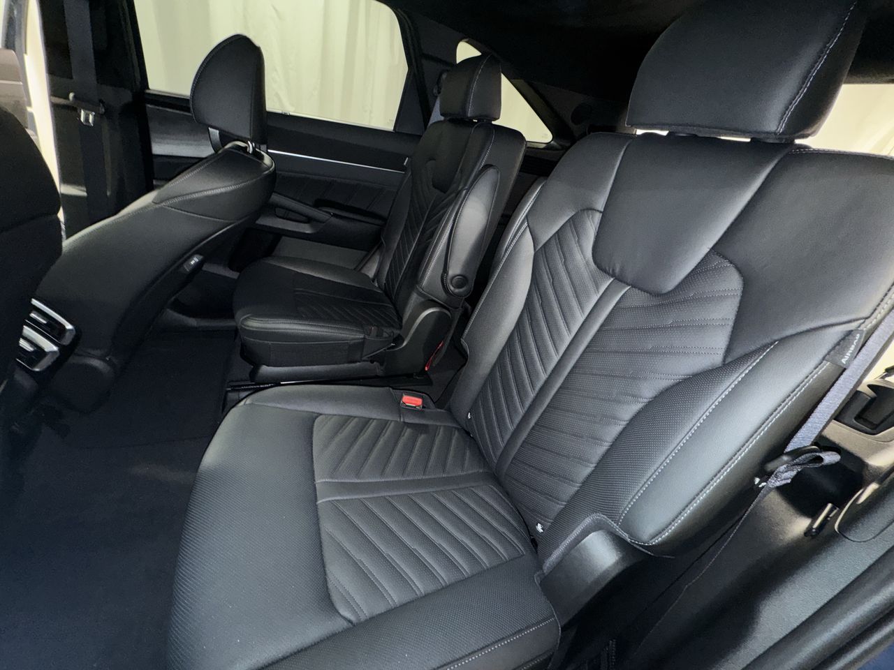 2025 Kia Sorento X-Line SX Prestige photo 28