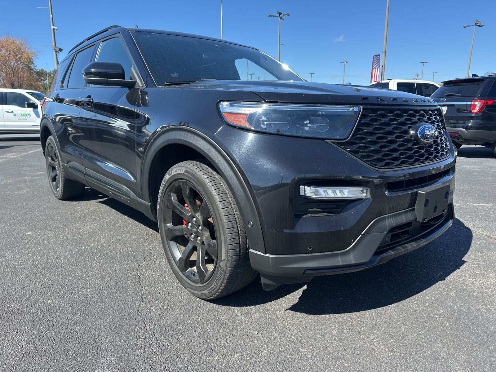 View vehicle photo 5