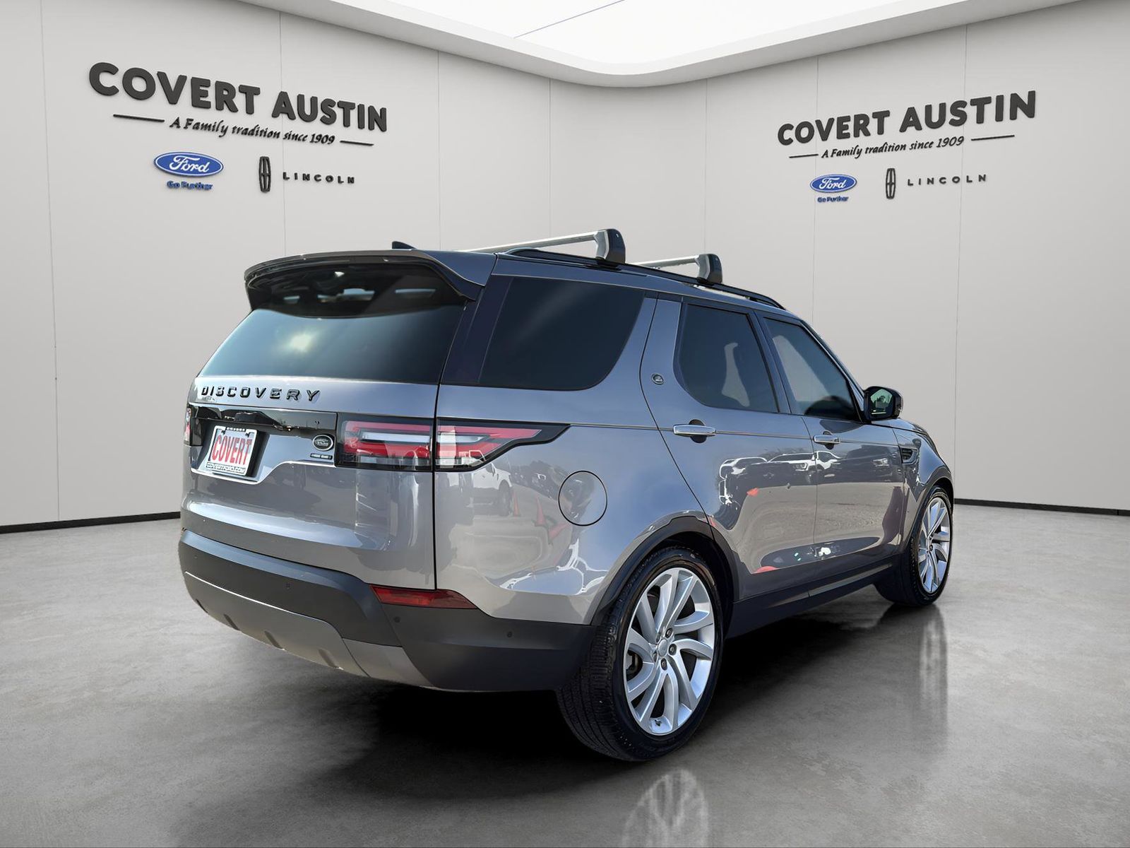 Used Car 2020 Land Rover Discovery  Hse Luxury For Sale Under $30,000 In Austin, Texas