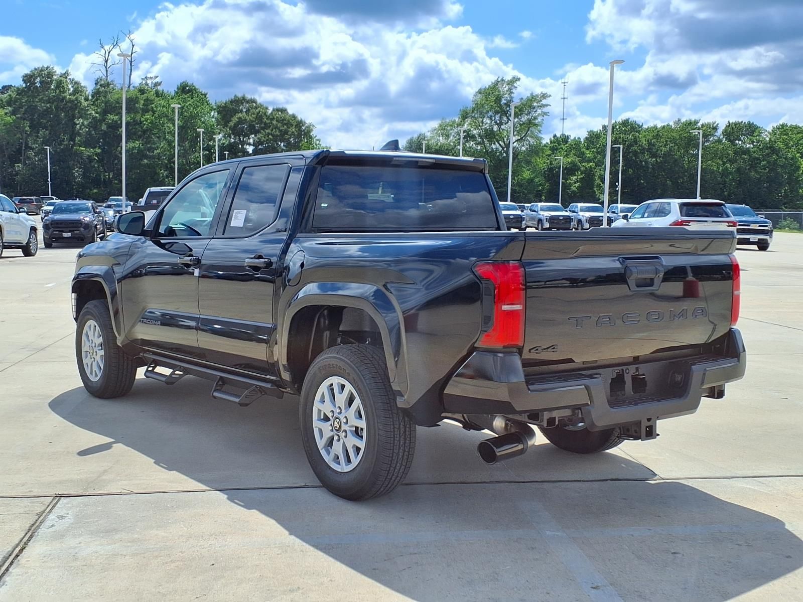 2026 Toyota Tacoma SR5 - 1