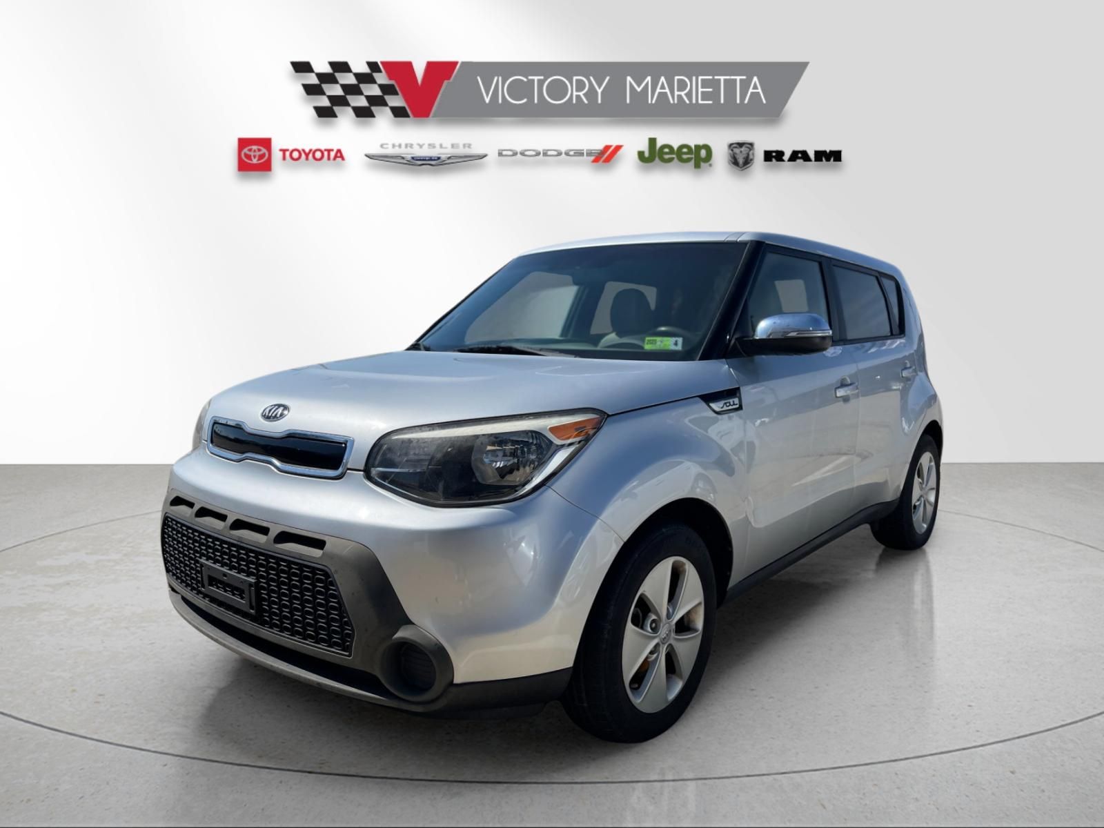 Bright Silver 2014 Kia Soul + Wagon Front-Wheel Drive 6-Speed Automatic