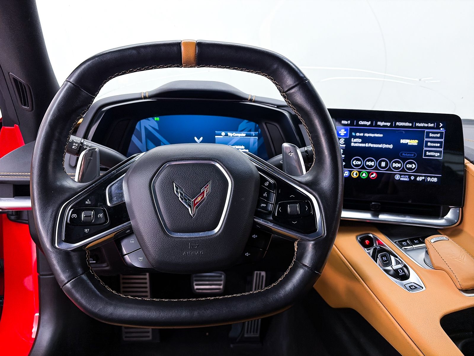 View vehicle photo 7