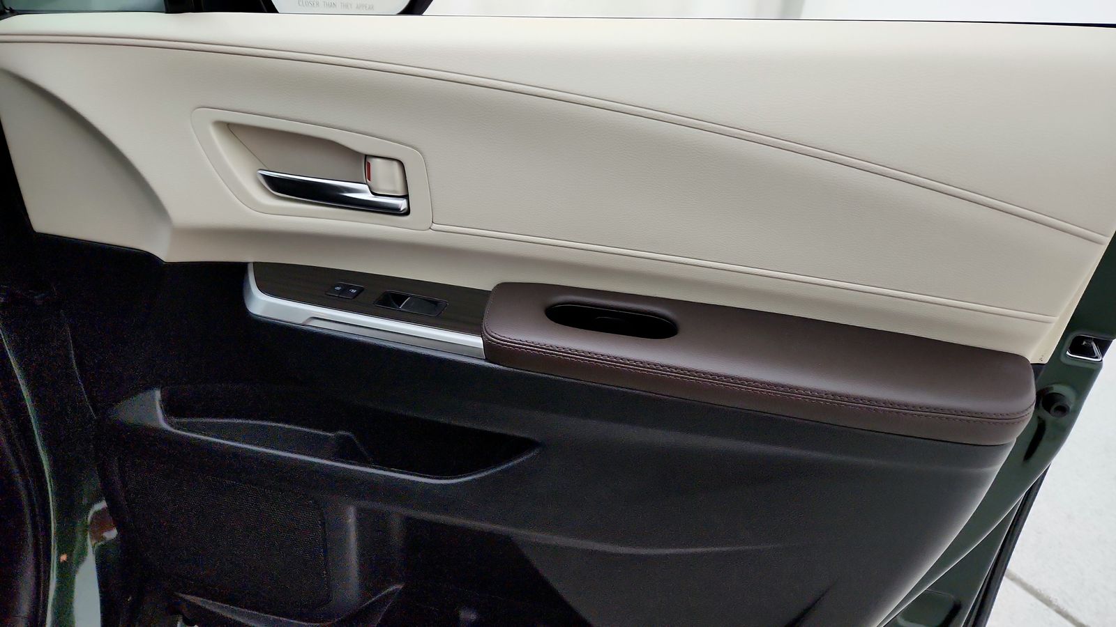 Used 2024  Toyota Platinum image 42