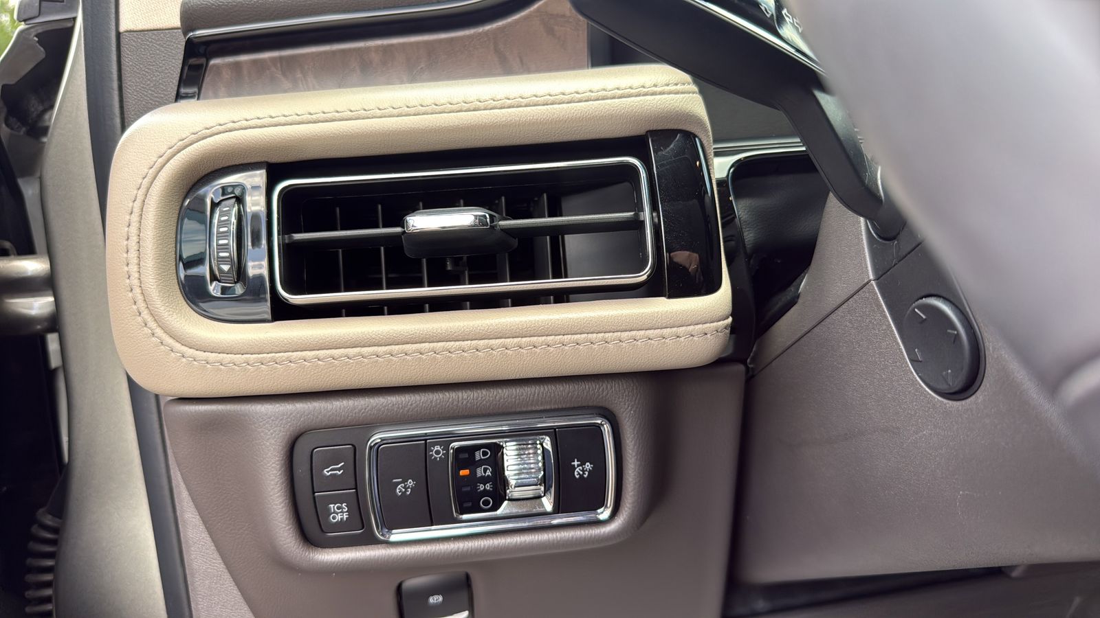 Used Car 2023 Lincoln Nautilus  Reserve For Sale Under $40,000 In Austin, Texas
