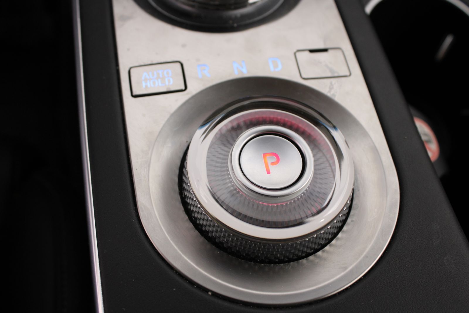 Used 2025 White Genesis 2.5T image 20