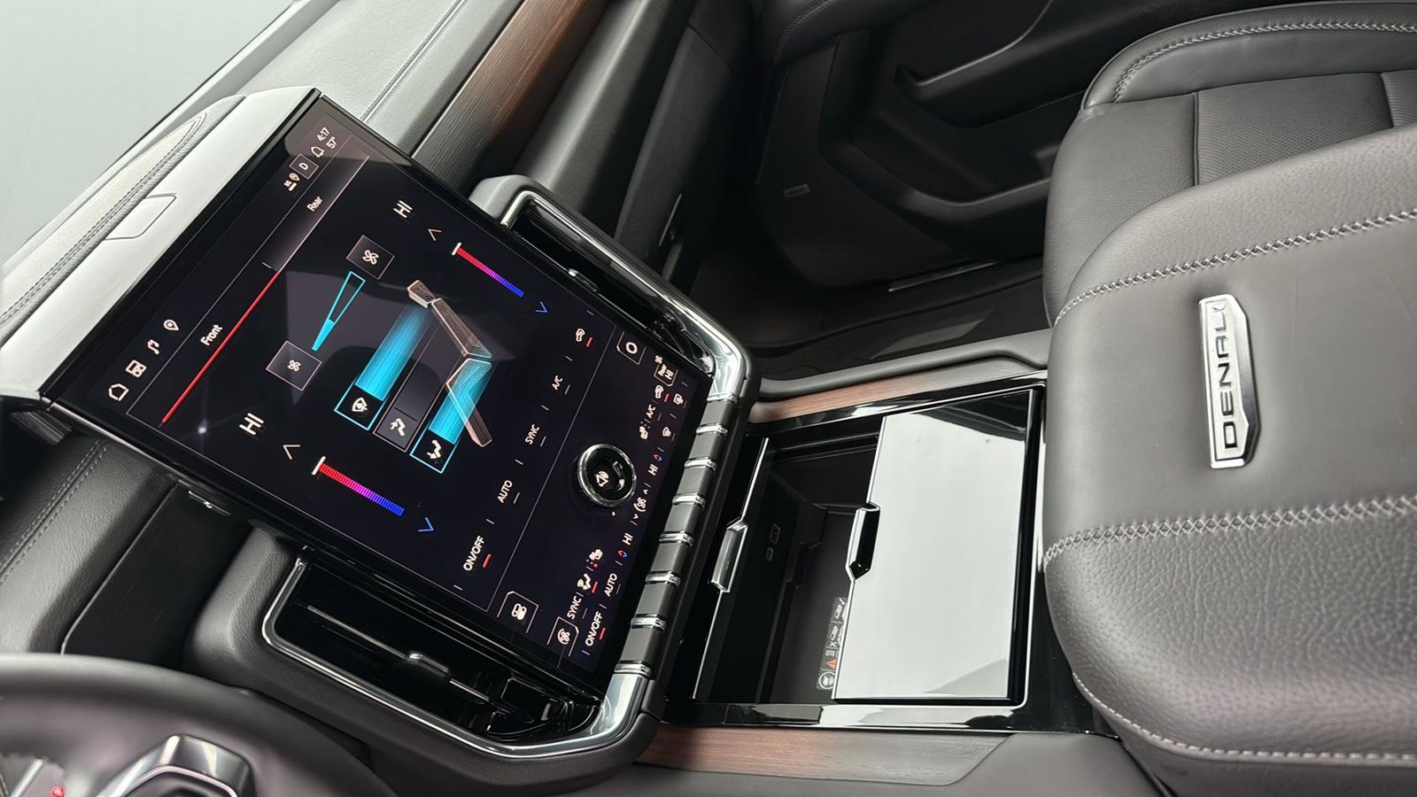 Used Car 2025 Gmc Yukon  Denali For Sale Under $80,000 In Austin, Texas