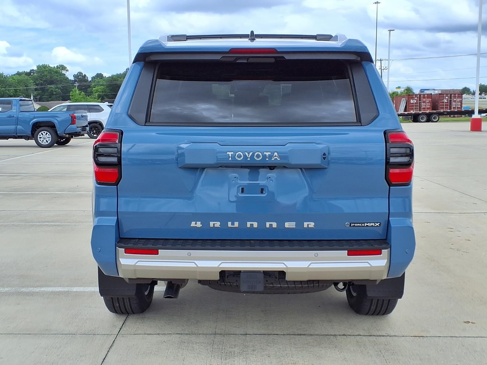 2026 Toyota 4Runner i-FORCE MAX Hybrid Limited - 6