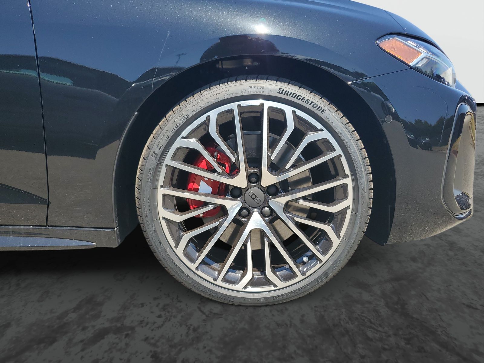 Vehicle photo