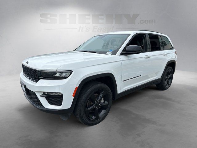 Used 2023 White Jeep Limited image 16