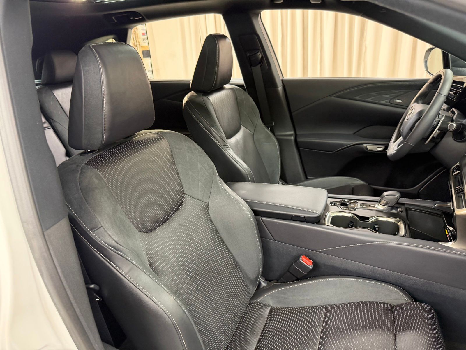 Used 2023 White Lexus 350 Luxury image 49